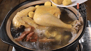 出國前加少許鹽，撒上蔥花即可。