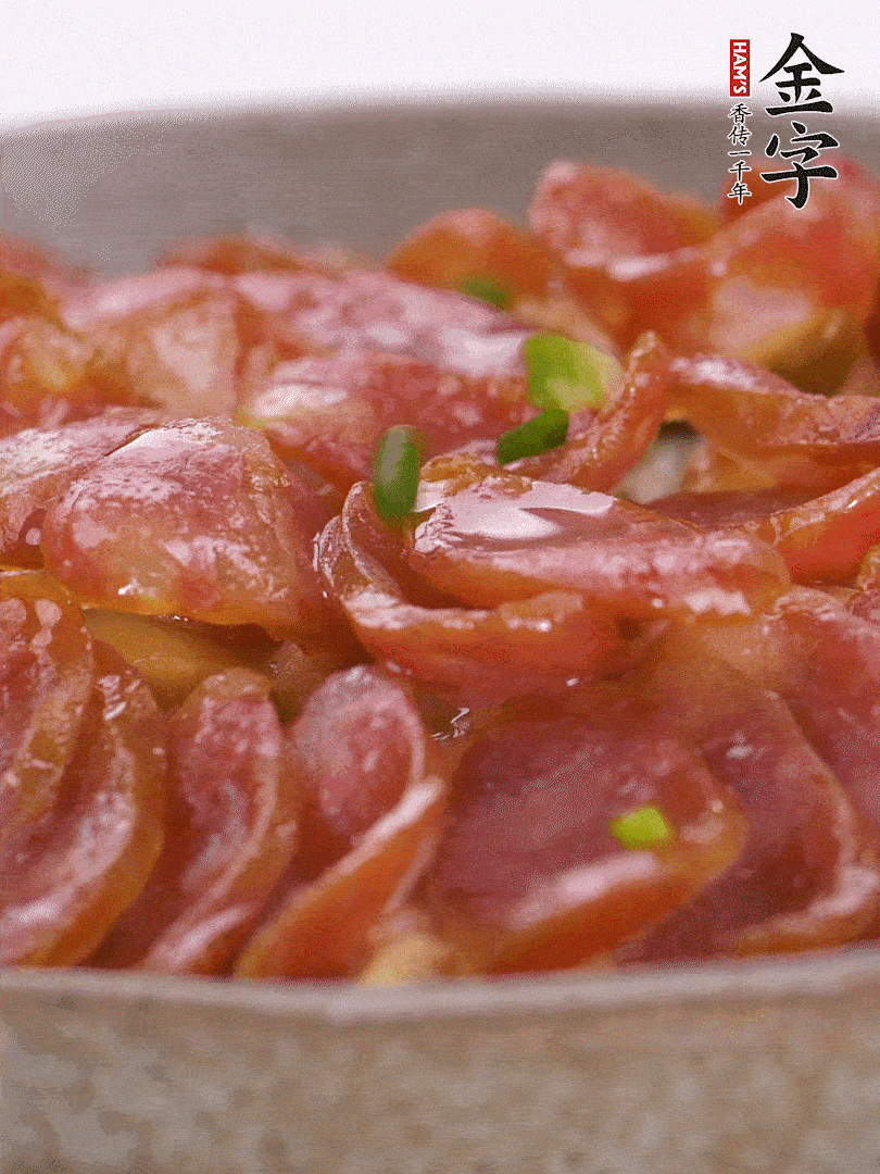 水開后放入，大火蒸10分鐘，關(guān)火燜2分鐘。